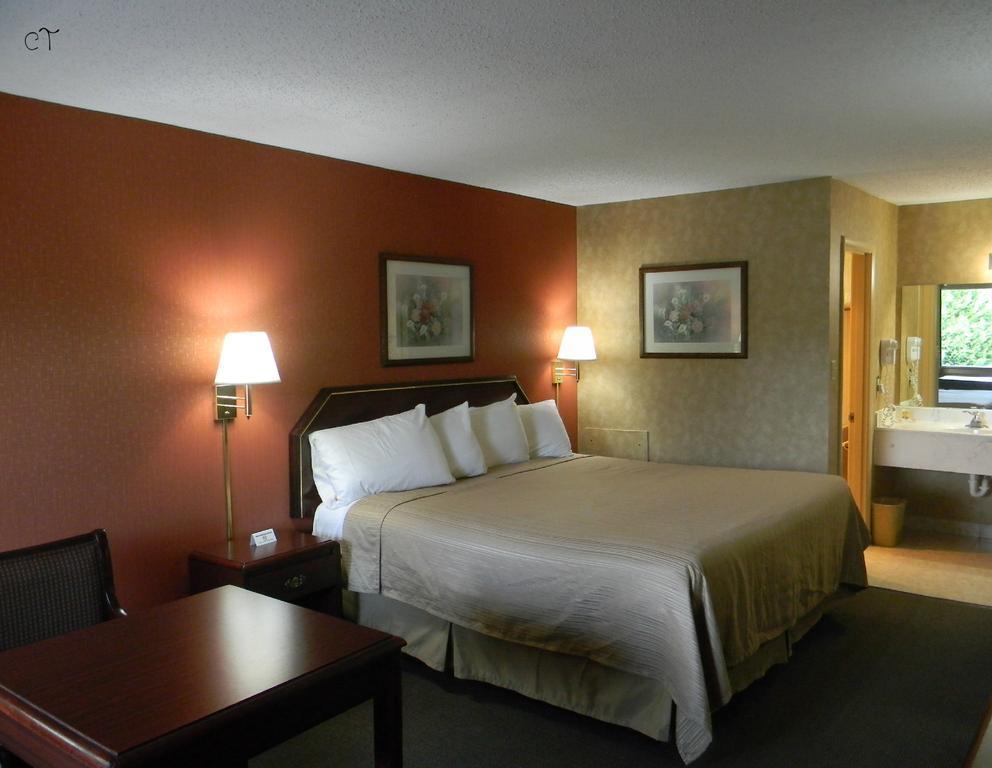 Econo Lodge Lynchburg Luaran gambar