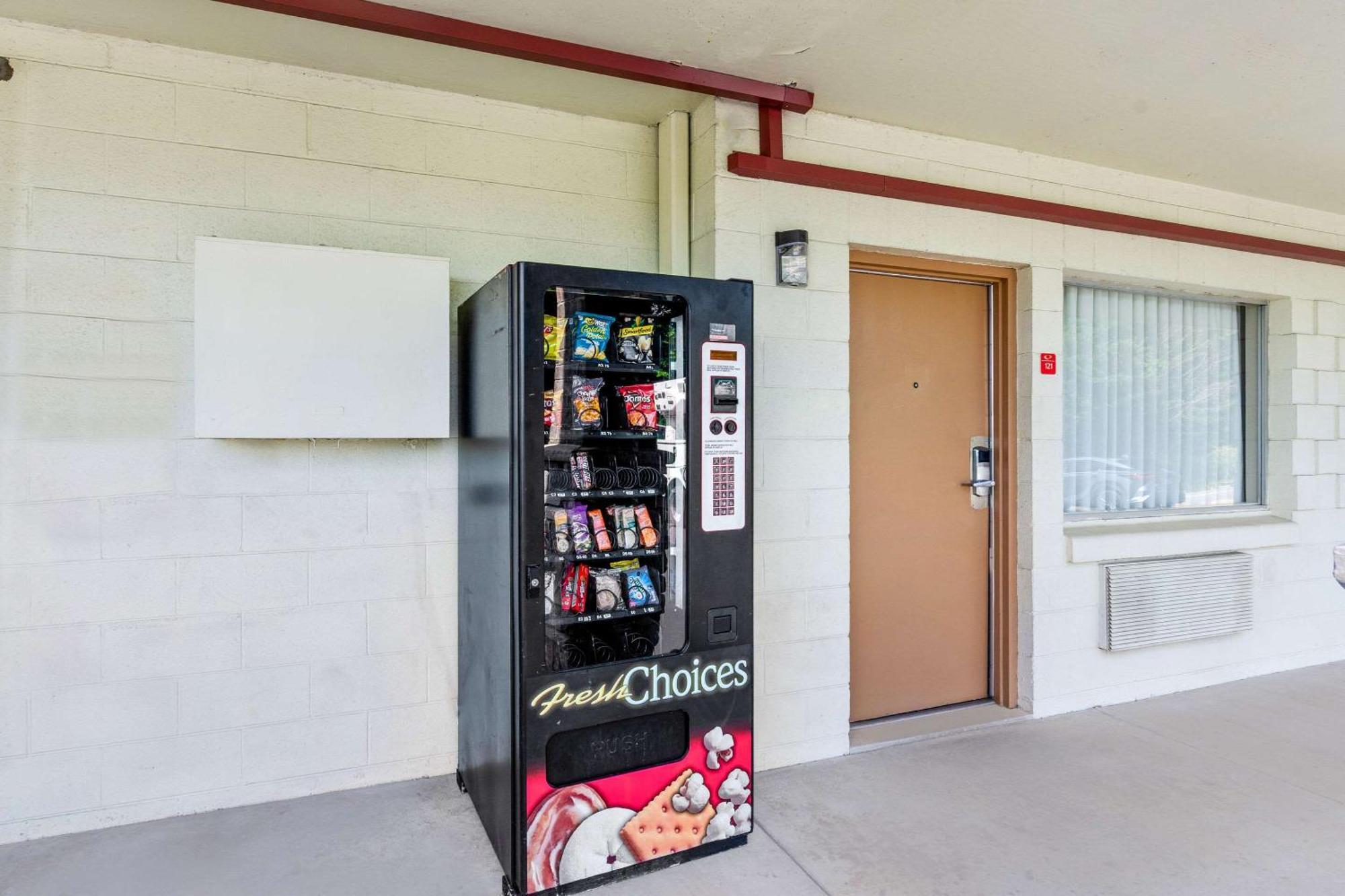 Econo Lodge Lynchburg Luaran gambar