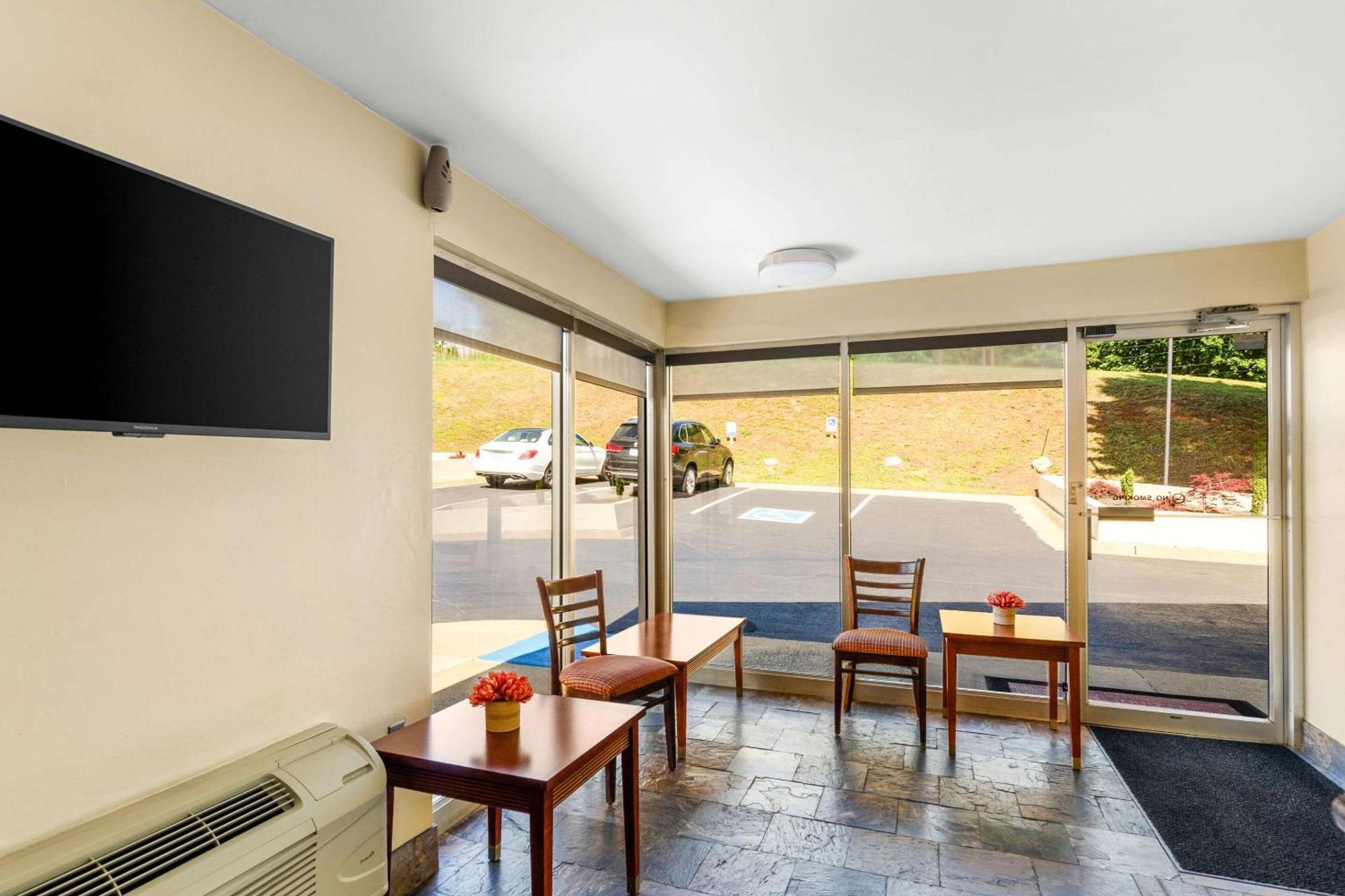 Econo Lodge Lynchburg Luaran gambar